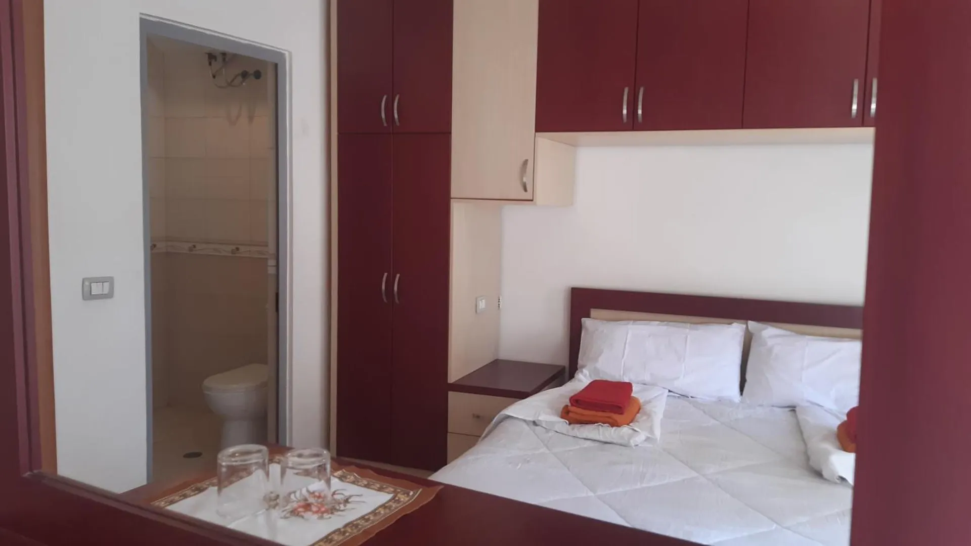 Home Sweet Home - Guest House Yzberishti