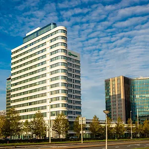 https://holiday-inn-express-amsterdam-arena-towers.amsterdamhotelsnl.com